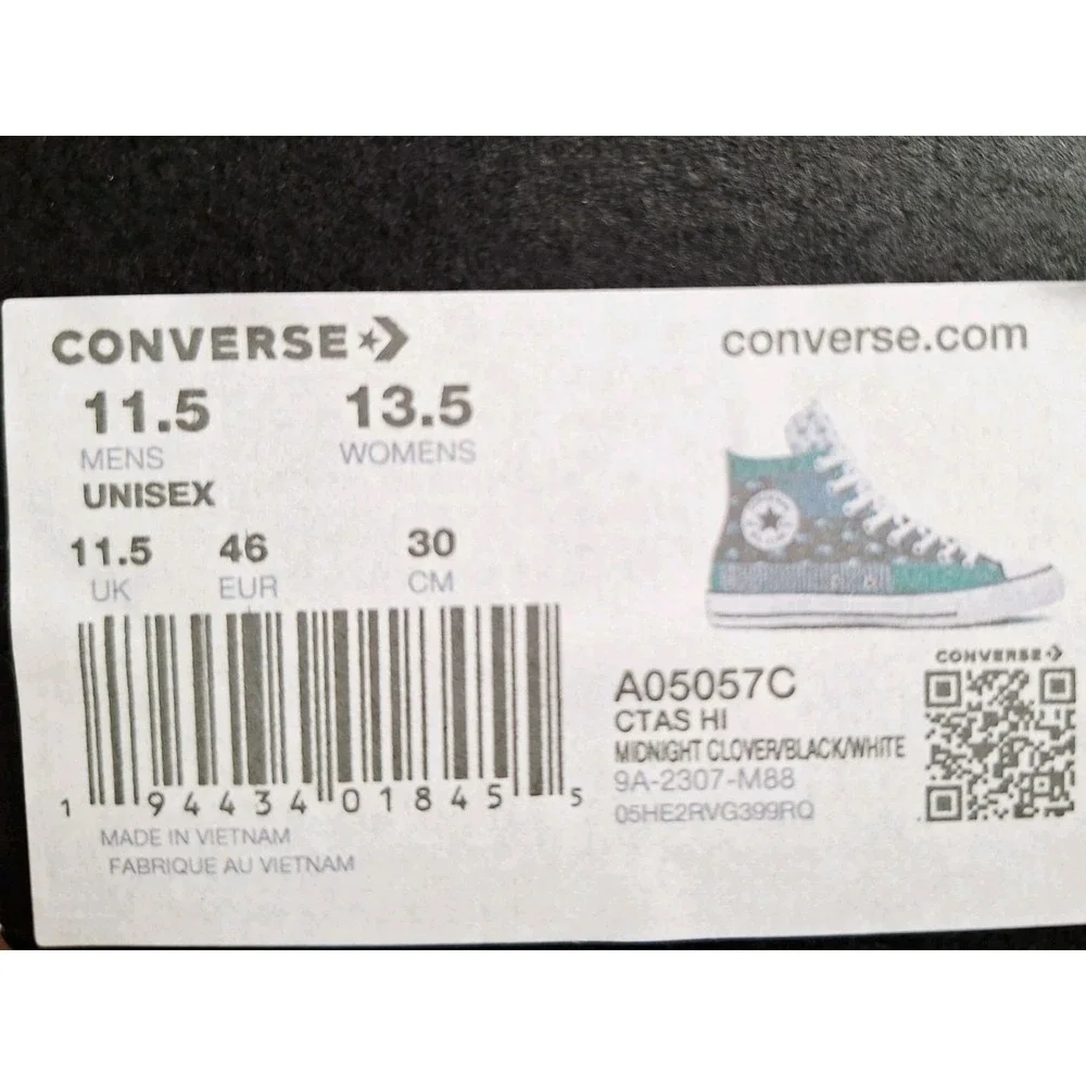 The Converse Chuck Taylor new without